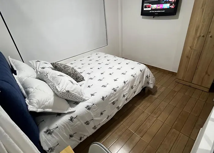 Apartasuites Bogota 53 Cerca Al Aeropuerto 02