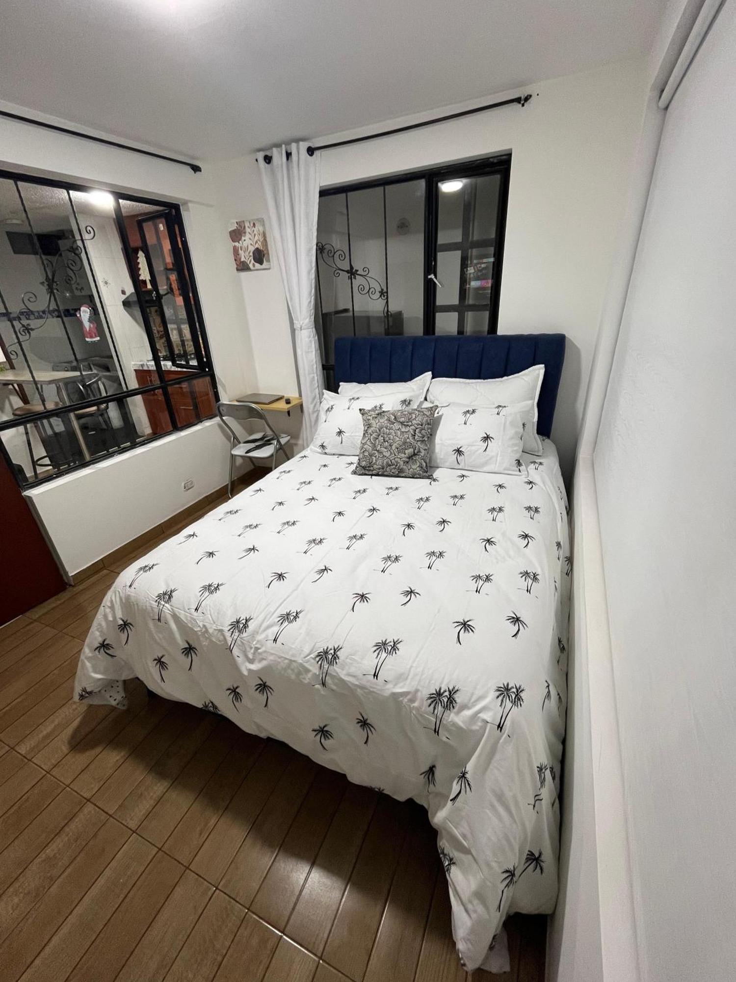 Apartasuites 53 Cerca Al Aeropuerto 02 Apartamento *